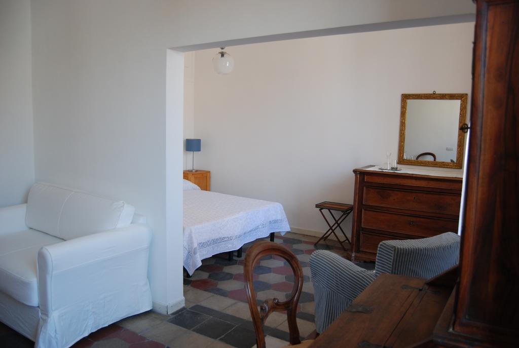 Bed and Breakfast Su Al Celio - Colosseo Рим Номер фото
