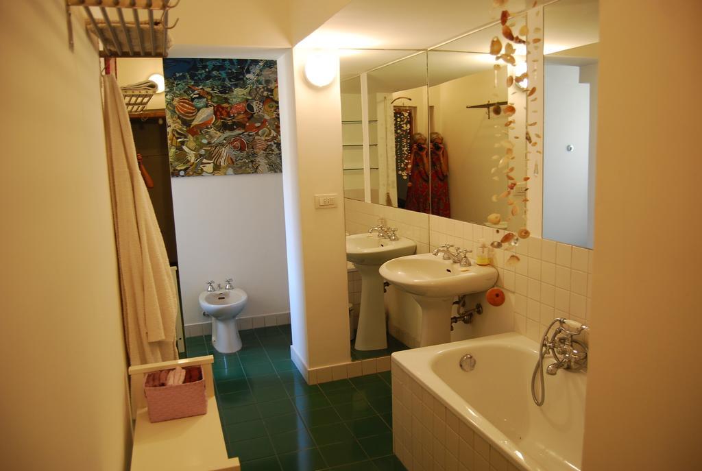 Bed and Breakfast Su Al Celio - Colosseo Рим Номер фото